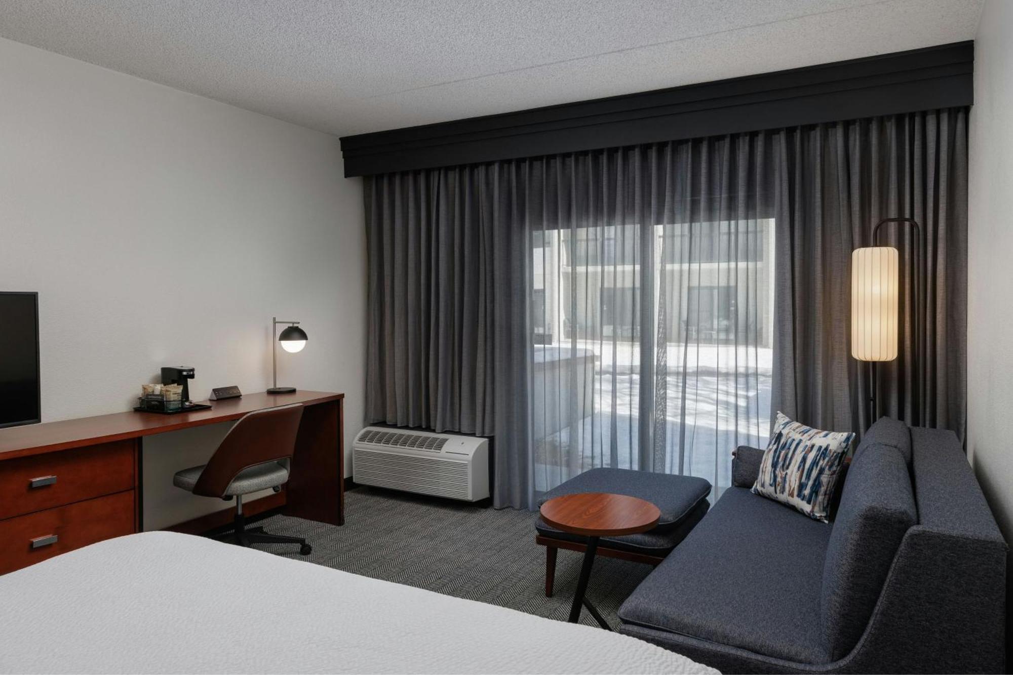 Courtyard By Marriott Denver Central Park Esterno foto