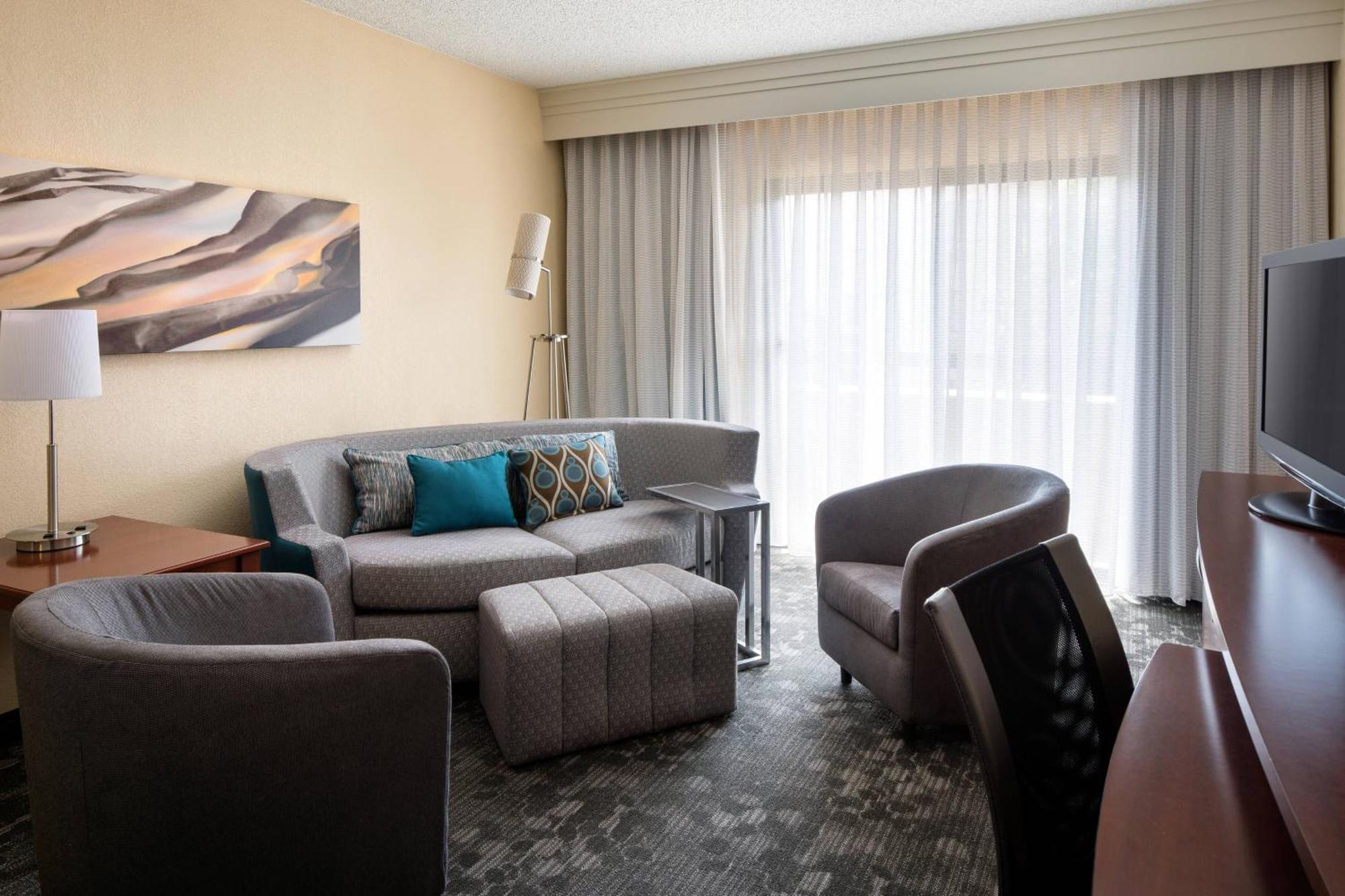 Courtyard By Marriott Denver Central Park Esterno foto