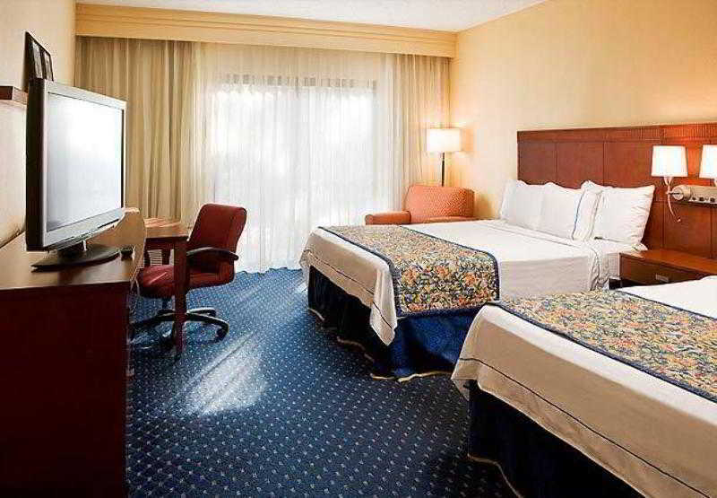 Courtyard By Marriott Denver Central Park Esterno foto